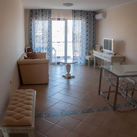 Rocamar Beach Lägenhetshotell 3*